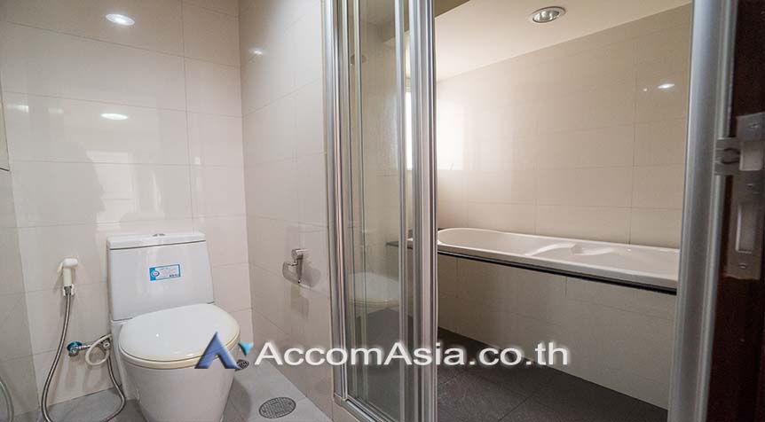 6  2 br Apartment For Rent in Sukhumvit ,Bangkok MRT Sukhumvit - BTS Asok at Peaceful residential 1413881