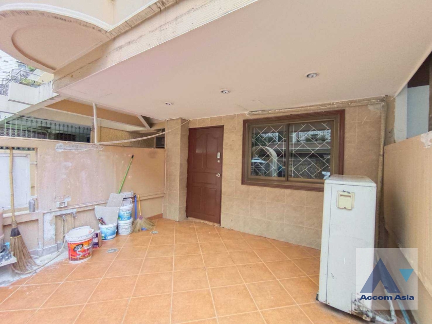 30  4 br House For Rent in Sukhumvit ,Bangkok BTS Nana 2513892