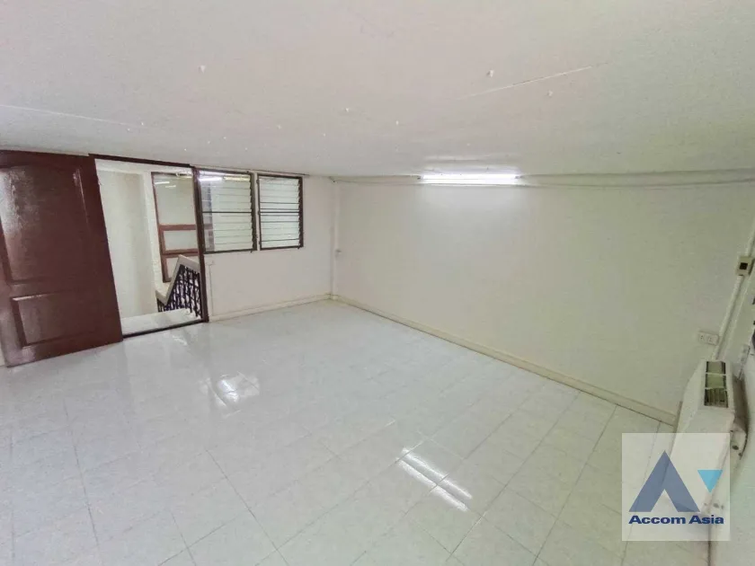 7  4 br House For Rent in Sukhumvit ,Bangkok BTS Nana 2513892