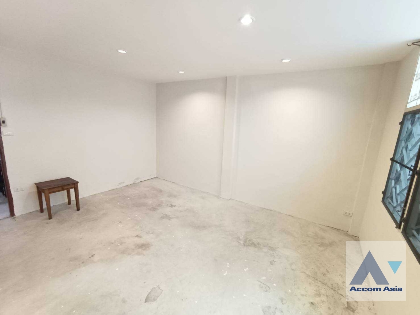 19  4 br House For Rent in Sukhumvit ,Bangkok BTS Nana 2513892