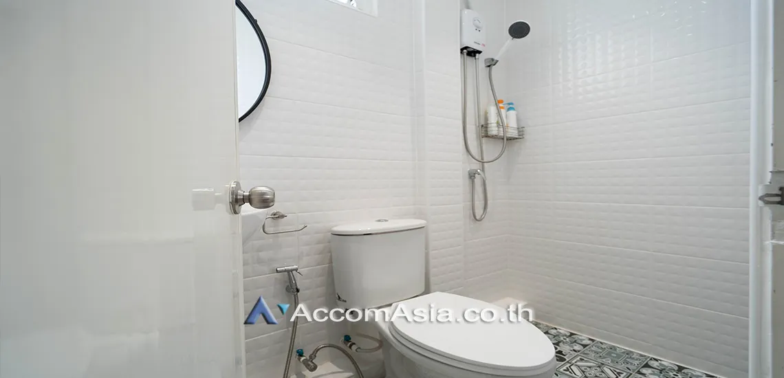 13  4 br House For Rent in Sukhumvit ,Bangkok BTS Thong Lo 100042