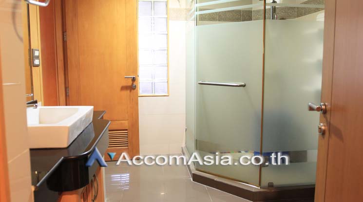 13  3 br Apartment For Rent in Sathorn ,Bangkok BTS Chong Nonsi at The Lush Greenery Residence 1413927