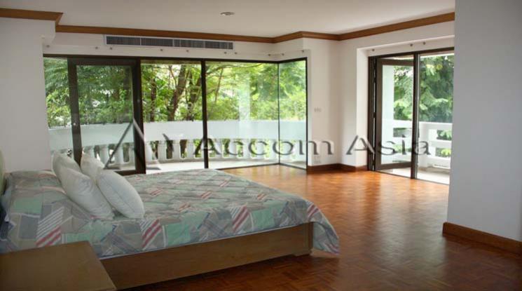 7  3 br Apartment For Rent in Sathorn ,Bangkok BTS Chong Nonsi at Kid Friendly Place Short Walk to Nang Linchi Road 1413930