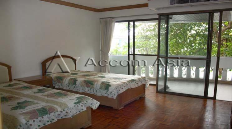 8  3 br Apartment For Rent in Sathorn ,Bangkok BTS Chong Nonsi at Kid Friendly Place Short Walk to Nang Linchi Road 1413930