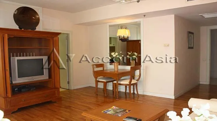 unit 2 Bedrooms  Condominium For Rent in Ploenchit, Bangkok  near BTS Chitlom (1513934)