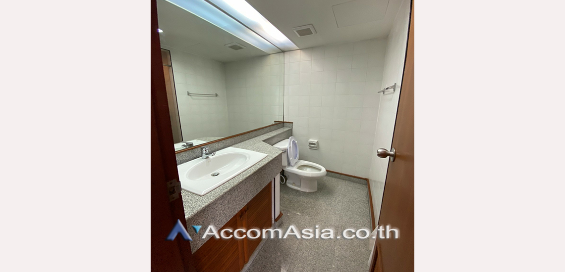 11  3 br Apartment For Rent in Sukhumvit ,Bangkok BTS Phrom Phong at Thai Colonial Style 1002401