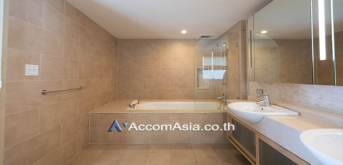 10  2 br Apartment For Rent in Ploenchit ,Bangkok BTS Chitlom at Super Exclusive Apartment – Only 450m. to BTS 1414031