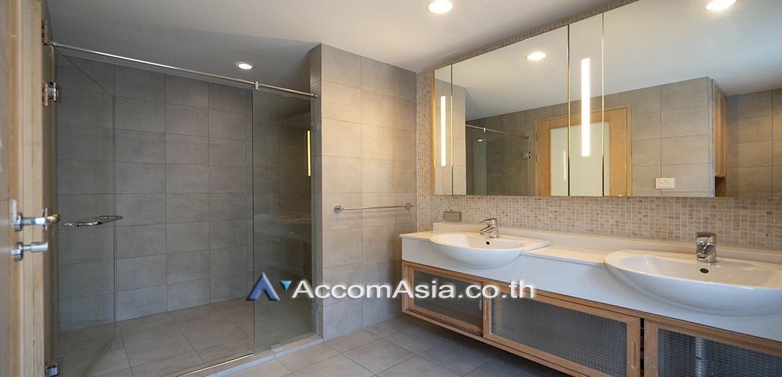11  2 br Apartment For Rent in Ploenchit ,Bangkok BTS Chitlom at Super Exclusive Apartment – Only 450m. to BTS 1414031