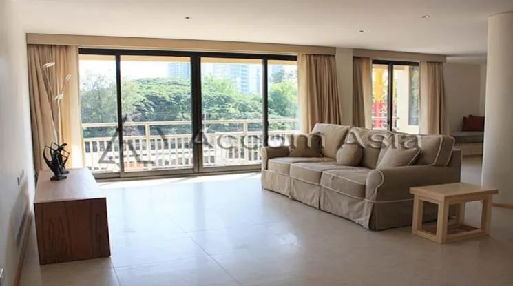  1  4 br Apartment For Rent in Ploenchit ,Bangkok BTS Chitlom at Super Exclusive Apartment – Only 450m. to BTS 1414033