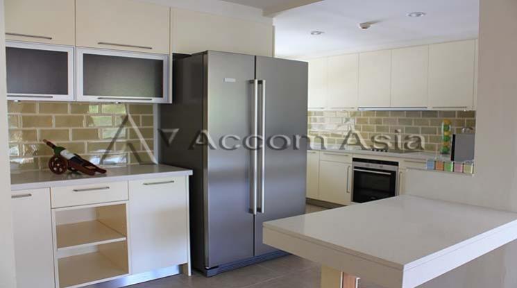 5  4 br Apartment For Rent in Ploenchit ,Bangkok BTS Chitlom at Super Exclusive Apartment – Only 450m. to BTS 1414033