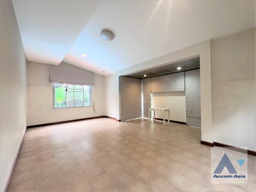 6  4 br House For Rent in New Phetchaburi ,Bangkok  1714185