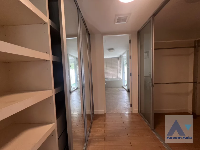 15  4 br House For Rent in New Phetchaburi ,Bangkok  1714185