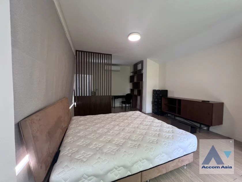 14  4 br House For Rent in New Phetchaburi ,Bangkok  1714185