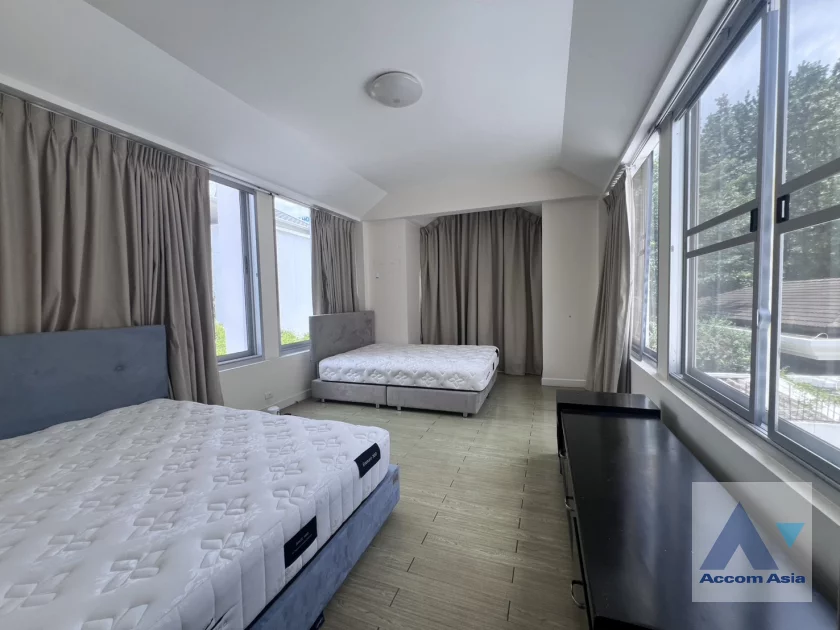 12  4 br House For Rent in New Phetchaburi ,Bangkok  1714185