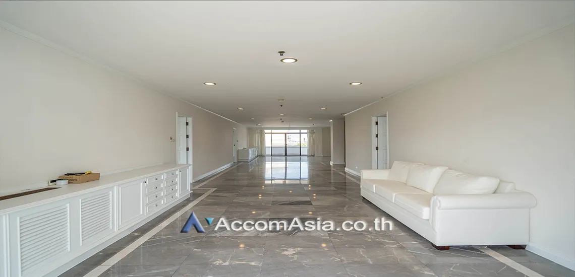 unitBig Balcony, Pet friendly |  3 Bedrooms  Apartment For Rent in Sukhumvit, Bangkok  near BTS Thong Lo (1414240)