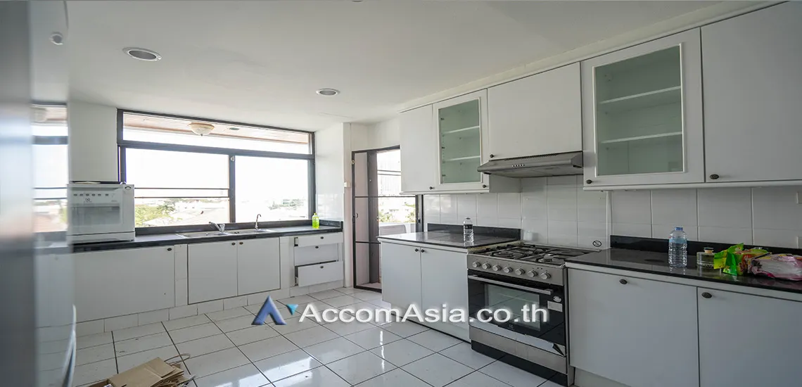 unitBig Balcony, Pet friendly |  3 Bedrooms  Apartment For Rent in Sukhumvit, Bangkok  near BTS Thong Lo (1414240)