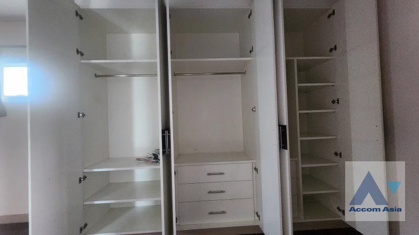 8  2 br House For Rent in Sukhumvit ,Bangkok BTS Phrom Phong 1714325