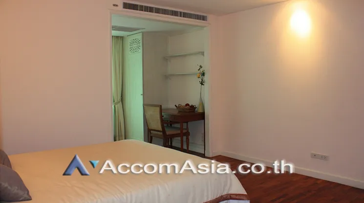 12  3 br Apartment For Rent in Silom ,Bangkok BTS Chong Nonsi at Highly Convenient Residence Fews Mins Walk to Silom and Sathon 1414367