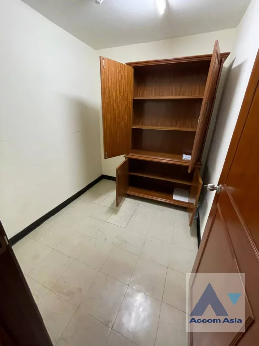 16  3 br Condominium For Rent in Sukhumvit ,Bangkok BTS Nana at Tower Park 1514531