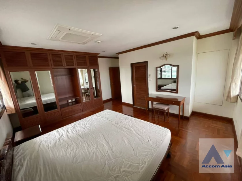 15  3 br Condominium For Rent in Sukhumvit ,Bangkok BTS Nana at Tower Park 1514531