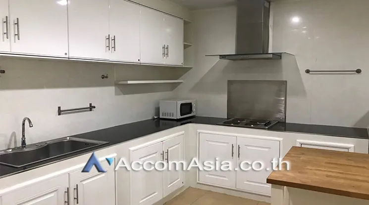 unit 2 Bedrooms  Condominium For Rent in Sukhumvit, Bangkok  near BTS Phrom Phong (1514575)