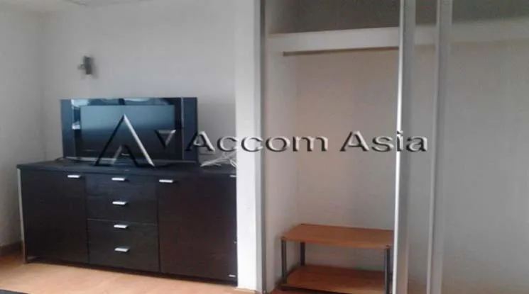 unit 2 Bedrooms  Condominium For Rent in Sukhumvit, Bangkok  near MRT Phetchaburi - BTS Asok - MRT Sukhumvit (1514603)