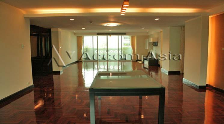  1  3 br Apartment For Rent in Sukhumvit ,Bangkok MRT Sukhumvit - BTS Asok at Newly renovated modern style living place 1414891