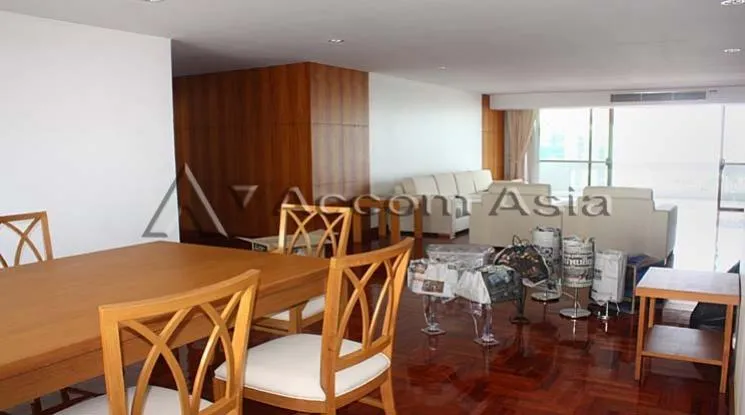 unitBig Balcony, Pet friendly |  3 Bedrooms  Apartment For Rent in Sukhumvit, Bangkok  near BTS Asok - MRT Sukhumvit (1414892)