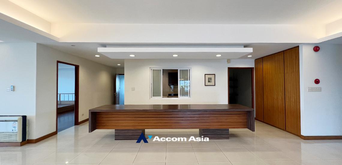 7  3 br Apartment For Rent in Sathorn ,Bangkok MRT Khlong Toei at Privacy One Unit per Floor 1414996