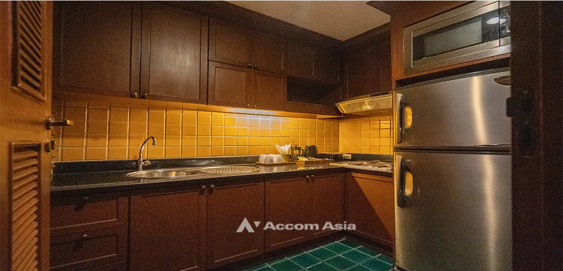 unit 2 Bedrooms  House For Rent in Sukhumvit, Bangkok  near BTS Phrom Phong (1715059)