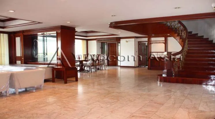 2  4 br Apartment For Rent in Sukhumvit ,Bangkok MRT Sukhumvit - BTS Asok at Convenience for your family 1415106
