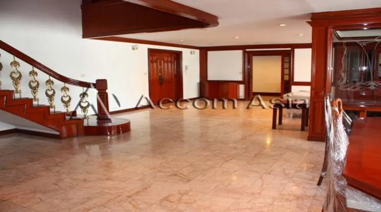 unitBig Balcony, Duplex Condo |  4 Bedrooms  Apartment For Rent in Sukhumvit, Bangkok  near MRT Sukhumvit - BTS Asok (1415106)