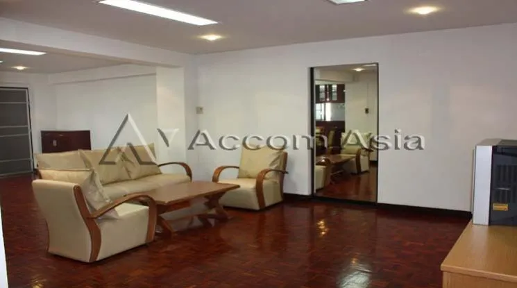 unit 2 Bedrooms  Apartment For Rent in Sukhumvit, Bangkok  near BTS Phrom Phong (1415153)