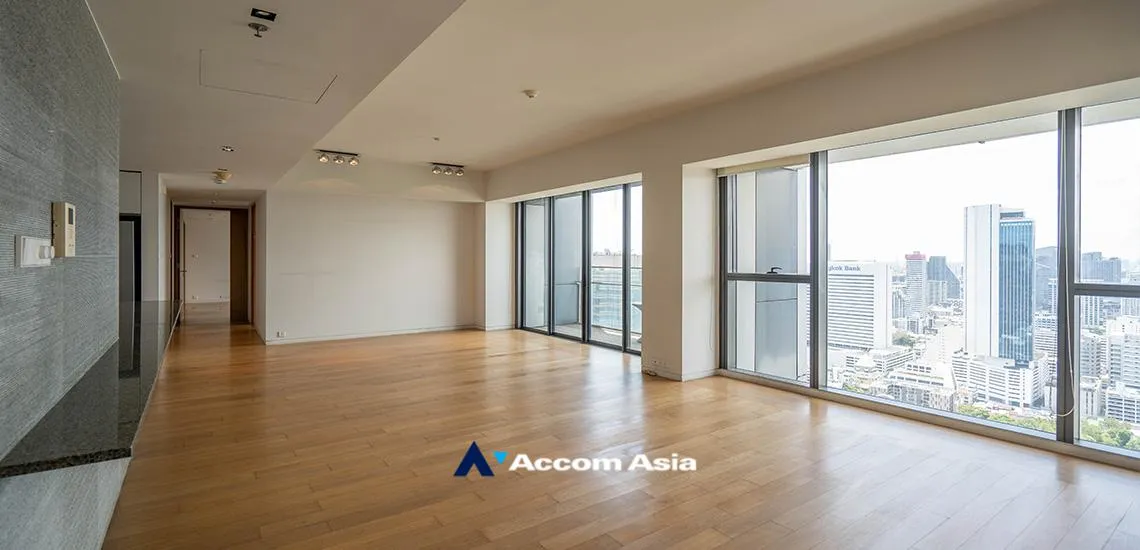 unit 3 Bedrooms  Condominium For Rent in Sathorn, Bangkok  near BTS Chong Nonsi - MRT Lumphini (1515189)