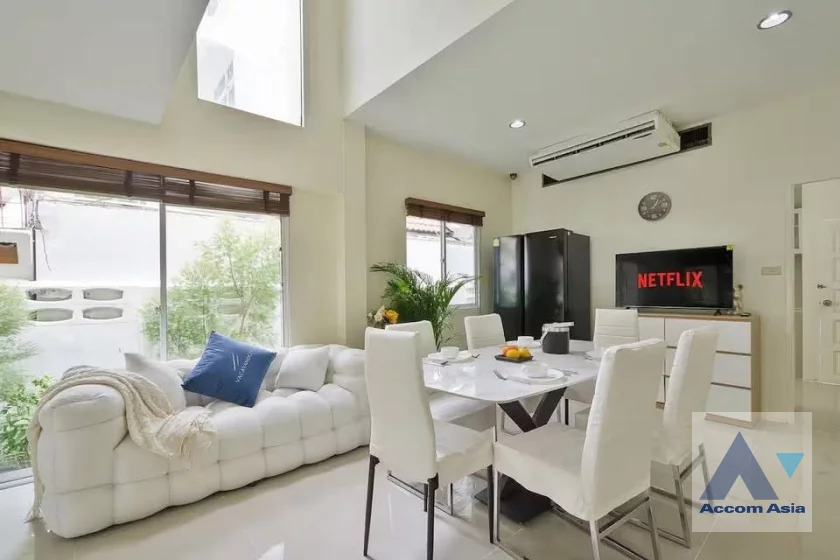  1  5 br House for rent and sale in Sukhumvit ,Bangkok BTS Phrom Phong 2515220