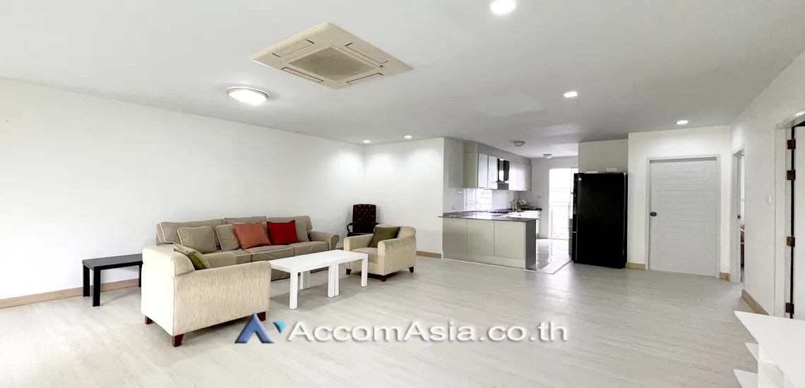 unit 2 Bedrooms  Apartment For Rent in Sukhumvit, Bangkok  near BTS Phrom Phong (1415324)