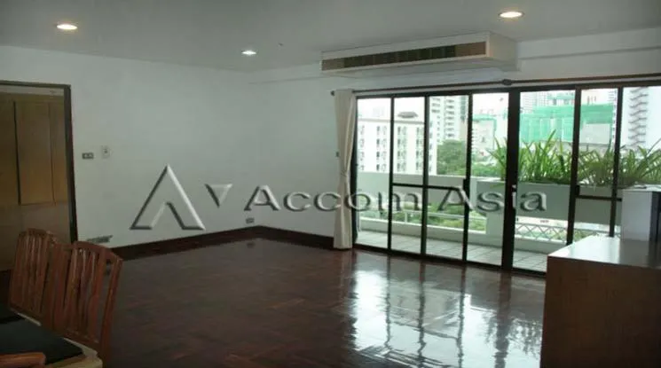 unit 2 Bedrooms  Condominium For Rent in Sukhumvit, Bangkok  near BTS Asok - MRT Sukhumvit (1515377)