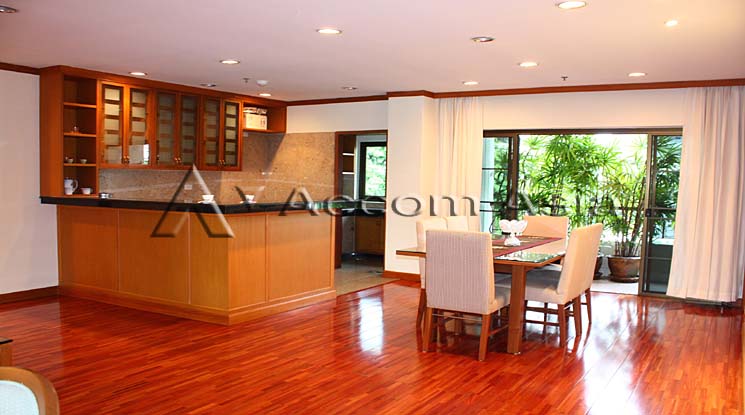  1  2 br Apartment For Rent in Sathorn ,Bangkok BTS Chong Nonsi at Cozy Low-rise Apartment in Sathorn, Walk to BTS 6 mins. 1415384
