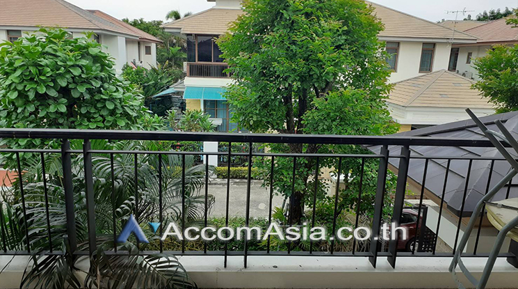11  3 br House for rent and sale in Pattanakarn ,Bangkok  at Peaceful compound 1715389