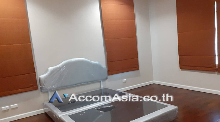 7  3 br House for rent and sale in Pattanakarn ,Bangkok  at Peaceful compound 1715389