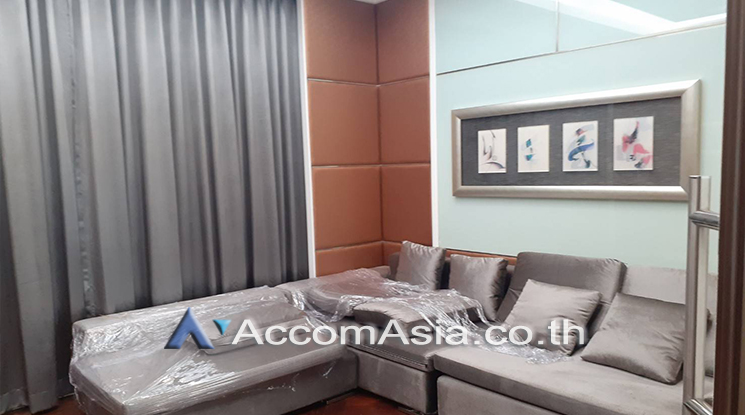 9  3 br House for rent and sale in Pattanakarn ,Bangkok  at Peaceful compound 1715389