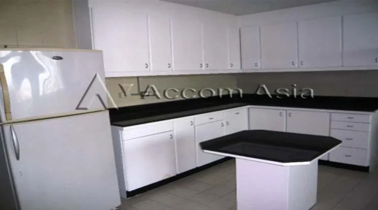 unitPet friendly |  3 Bedrooms  Apartment For Rent in Sukhumvit, Bangkok  near MRT Sukhumvit - BTS Asok (1415420)