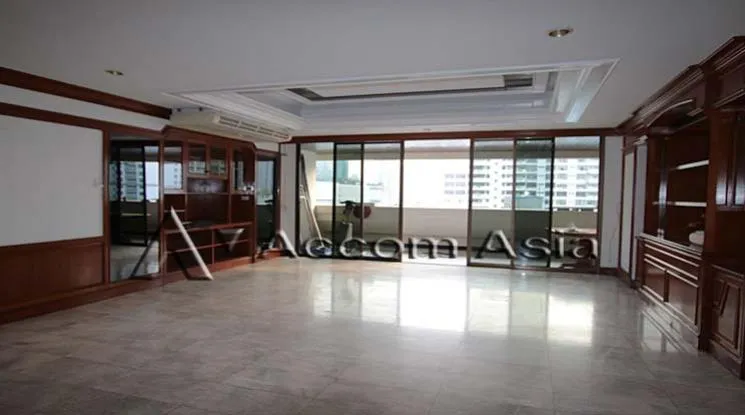 unitPet friendly |  4 Bedrooms  Apartment For Rent in Sukhumvit, Bangkok  near BTS Asok - MRT Sukhumvit (1415421)
