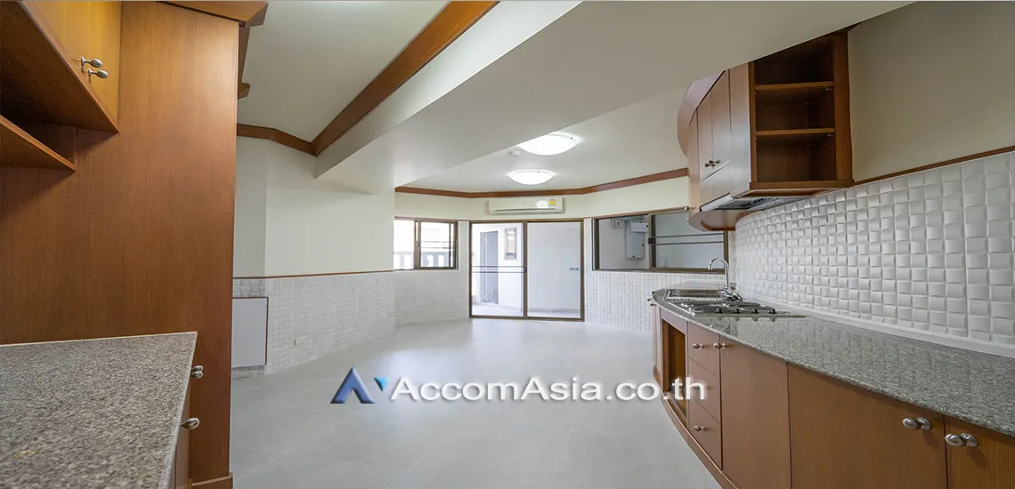 unit 4 Bedrooms  Apartment For Rent & Sale in Sukhumvit, Bangkok  near MRT Sukhumvit - BTS Asok (1415504)