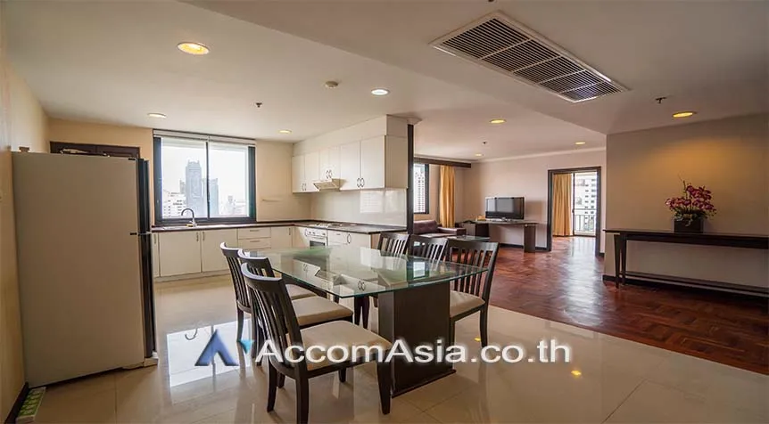 unitBig Balcony |  3 Bedrooms  Condominium For Rent in Sukhumvit, Bangkok  near BTS Nana (1515512)