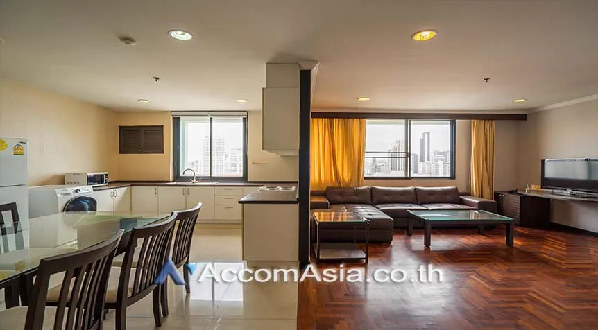Big Balcony, Big Balcony |  Lake Green Condominium  3 Bedroom for Rent BTS Nana in Sukhumvit Bangkok