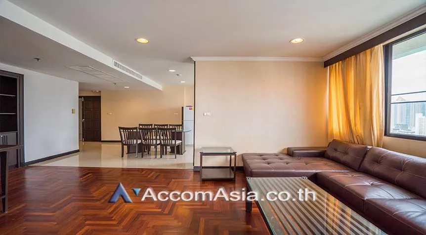 unitBig Balcony |  3 Bedrooms  Condominium For Rent in Sukhumvit, Bangkok  near BTS Nana (1515512)