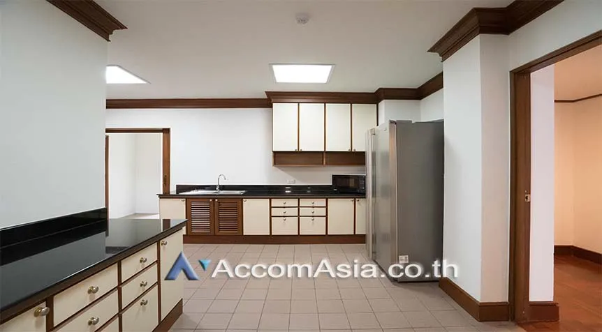 unit 3 Bedrooms  Apartment For Rent & Sale in Sukhumvit, Bangkok  near BTS Phrom Phong (1415522)
