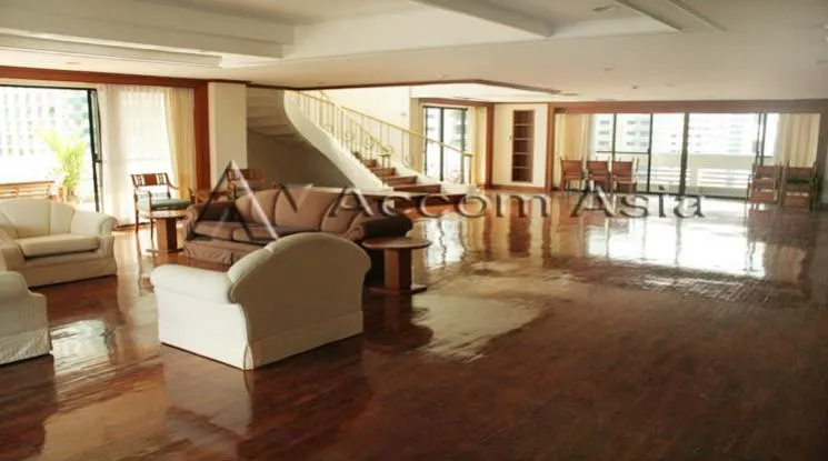 unitBig Balcony, Penthouse, Pet friendly |  3 Bedrooms  Apartment For Rent in Sukhumvit, Bangkok  near MRT Sukhumvit - BTS Asok (1515544)