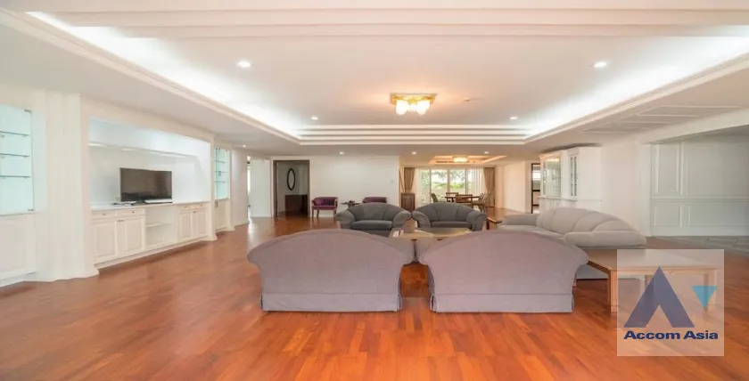 unitBig Balcony |  3 Bedrooms  Apartment For Rent in Sukhumvit, Bangkok  near MRT Sukhumvit - BTS Asok (1415546)